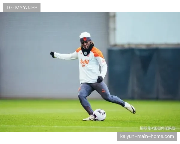 英超战术趋势:进攻序列传球次数减少 曼城场均传球降至3.97次 英超战术趋势:进攻序列传球次数减少 曼城场均传球降至3.97次